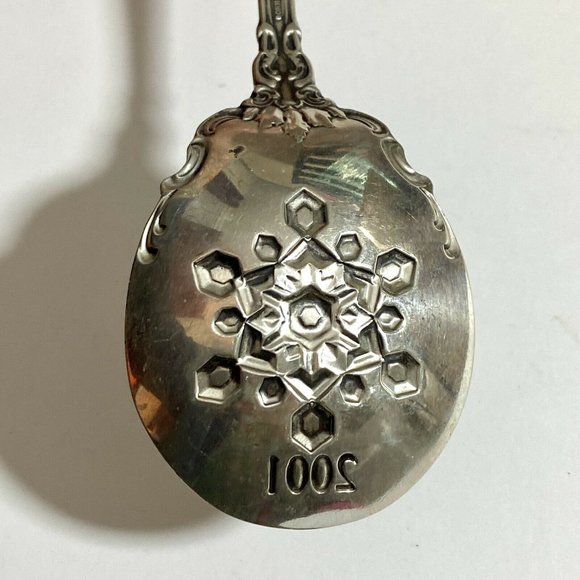 Gorham 2001 Sterling Silver Spoon Snowflake Serving Chantilly Holiday Collector - Picture 4 of 6